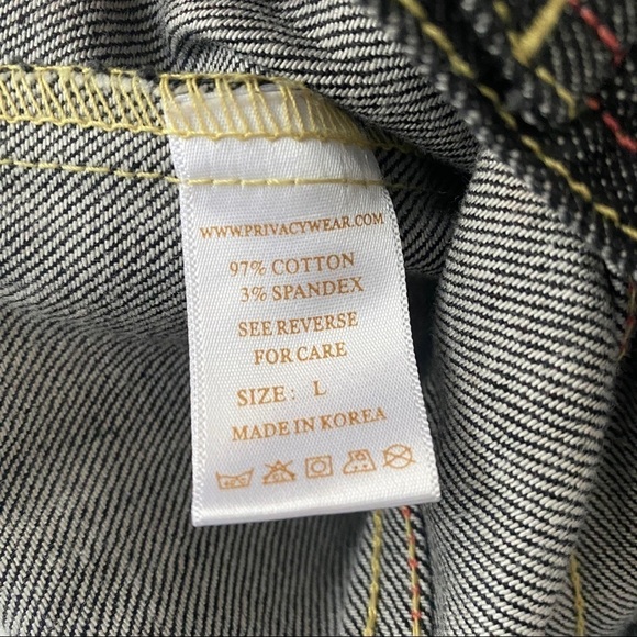 Privacy Wear Breast Cancer Denim Jacket. Embroidery: Women's Size Large - Picture 4 of 6